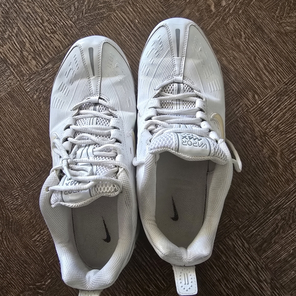 Men's Nike Vapormax 360 White Running Shoes - Picture 8 of 8